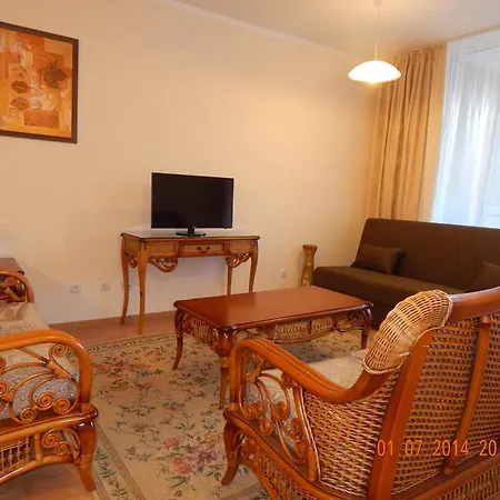 Oasis And Apartman Ravda