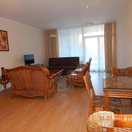 Apartman Oasis And *