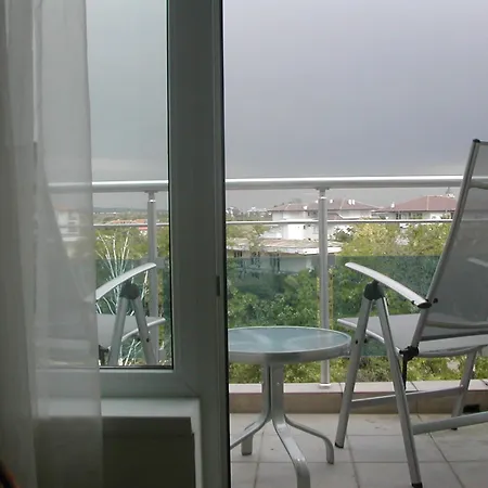 Apartman Oasis And *