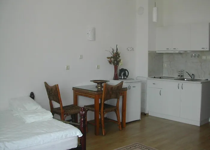 Apartman Oasis And *