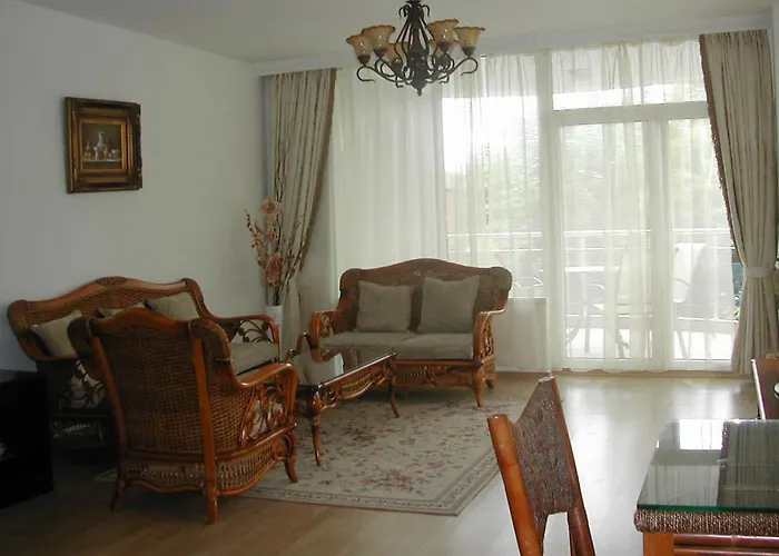 Oasis And Apartman *