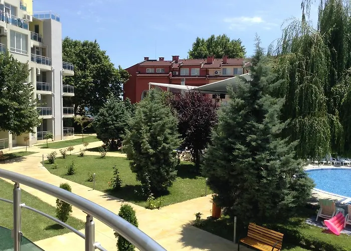 Apartman Oasis And *