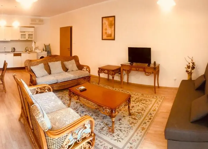 Oasis And Apartman Ravda