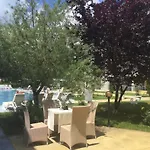 Apartment Oasis And