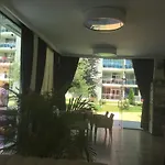 Apartment Oasis And