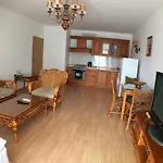 Apartment Oasis And Ravda