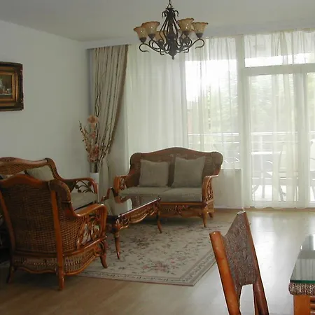 Oasis And Apartment *