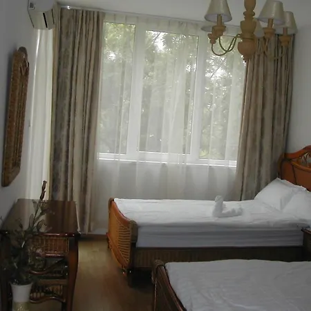 Apartment Oasis And *