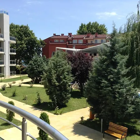 Apartment Oasis And *